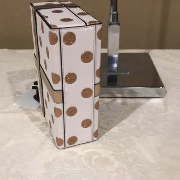 Kate Spade Wrapping Party Gift Box Crossbody - Picture 7 of 14